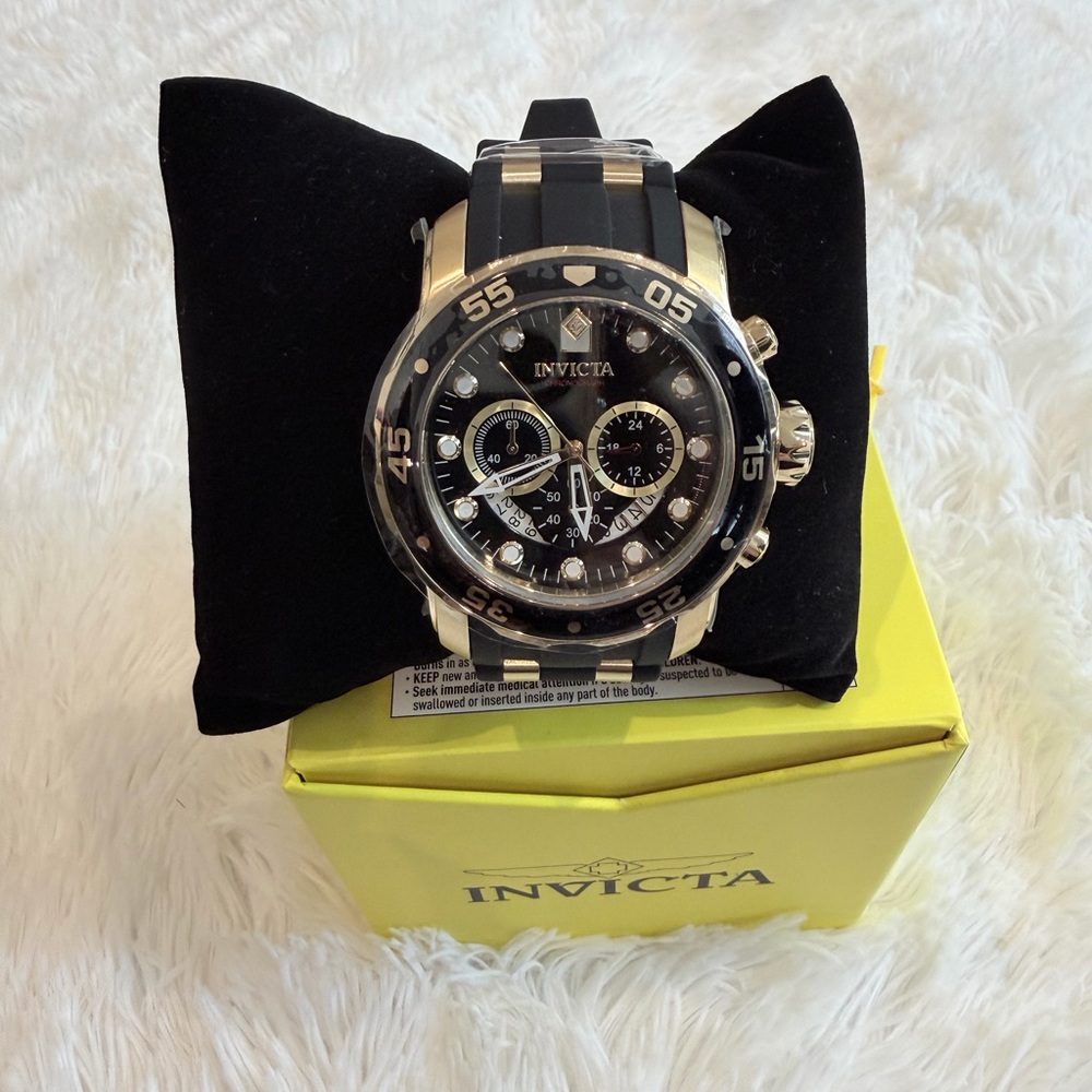 Men's Invicta Pro Diver Two-Tone Chronograph Watch with Black Dial